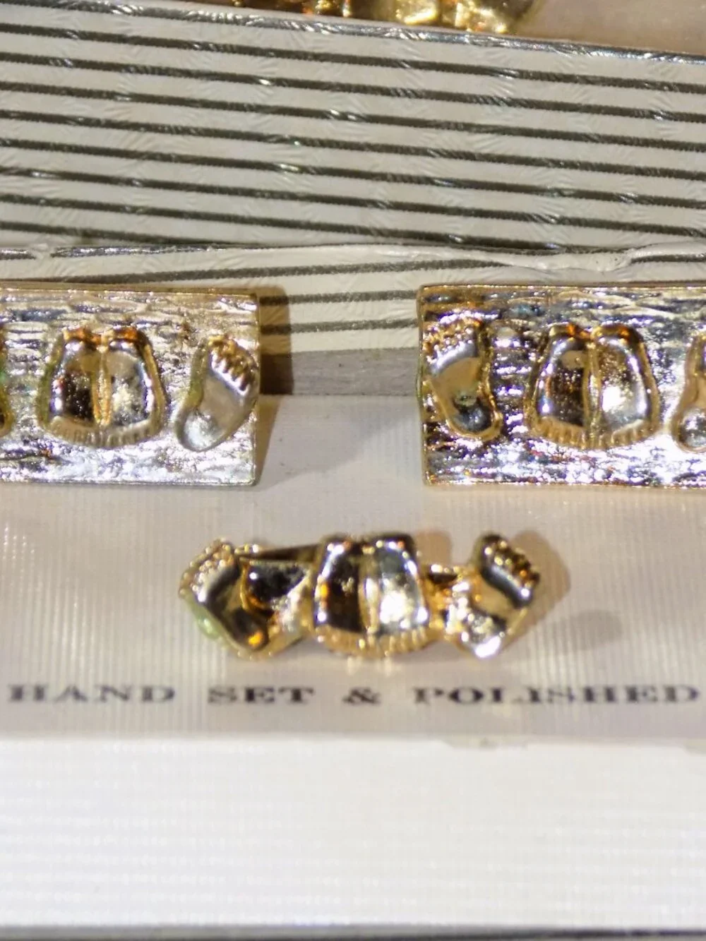 Lot 10 Vintage 1960s Risque Cufflinks & Tie Clip Sets. Happy Hands, Happy Feet